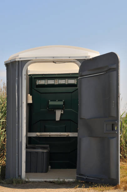 Best Affordable portable toilet rental  in Sweetser, IN