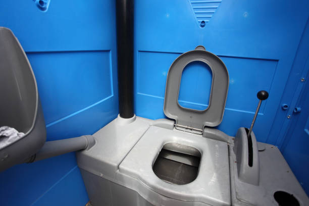 Porta potty delivery and setup in Sweetser, IN